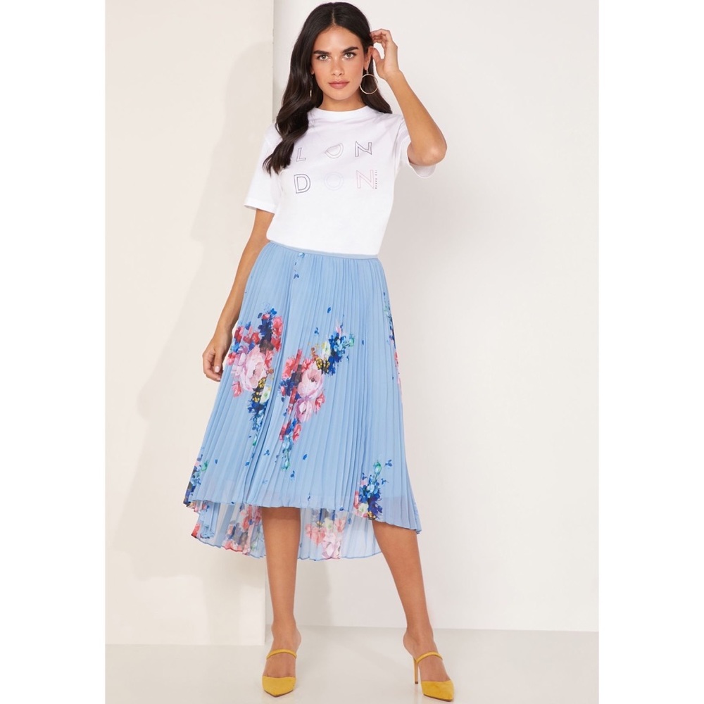 BN Ted baker Harrpa Raspberry skirt size 2